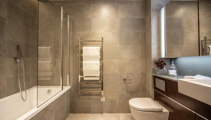 2 bed property in 4 Thornes House, 6-8 Charles Clowes Walk, London